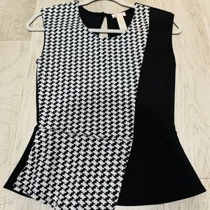 Elegant sleeveless top